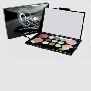 ME Makeover Essentials Kit - Essential Face Color Kit - Sealed